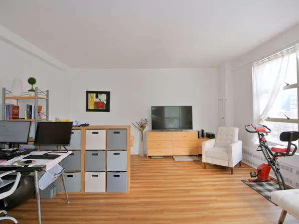 70 Lasalle Street image 1 of 18