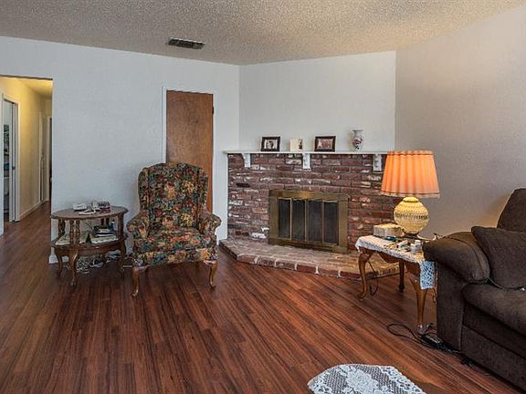 2nd image of 4242 N Kavanagh Ave