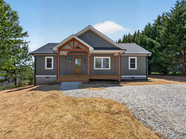 126 Dale Dr, Madison Heights, VA 24572