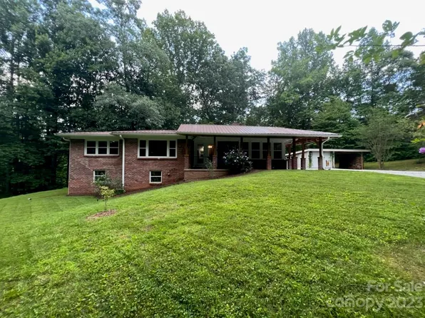 115 Gray Wolf Ln, Old Fort, NC 28762