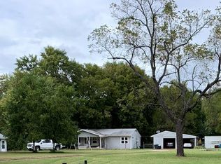 10 Bridge St, Humboldt, KS 66748