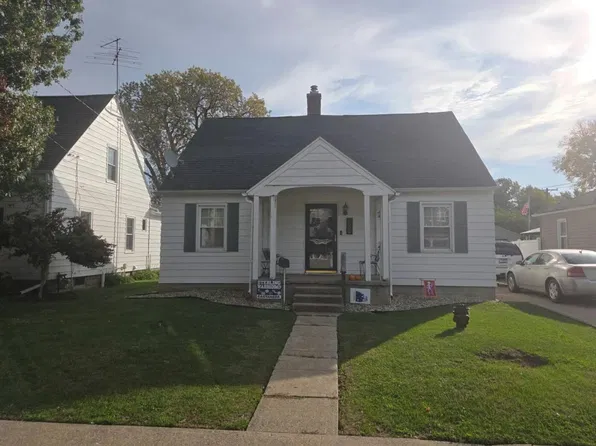 1004 5th Ave, Sterling, IL 61081
