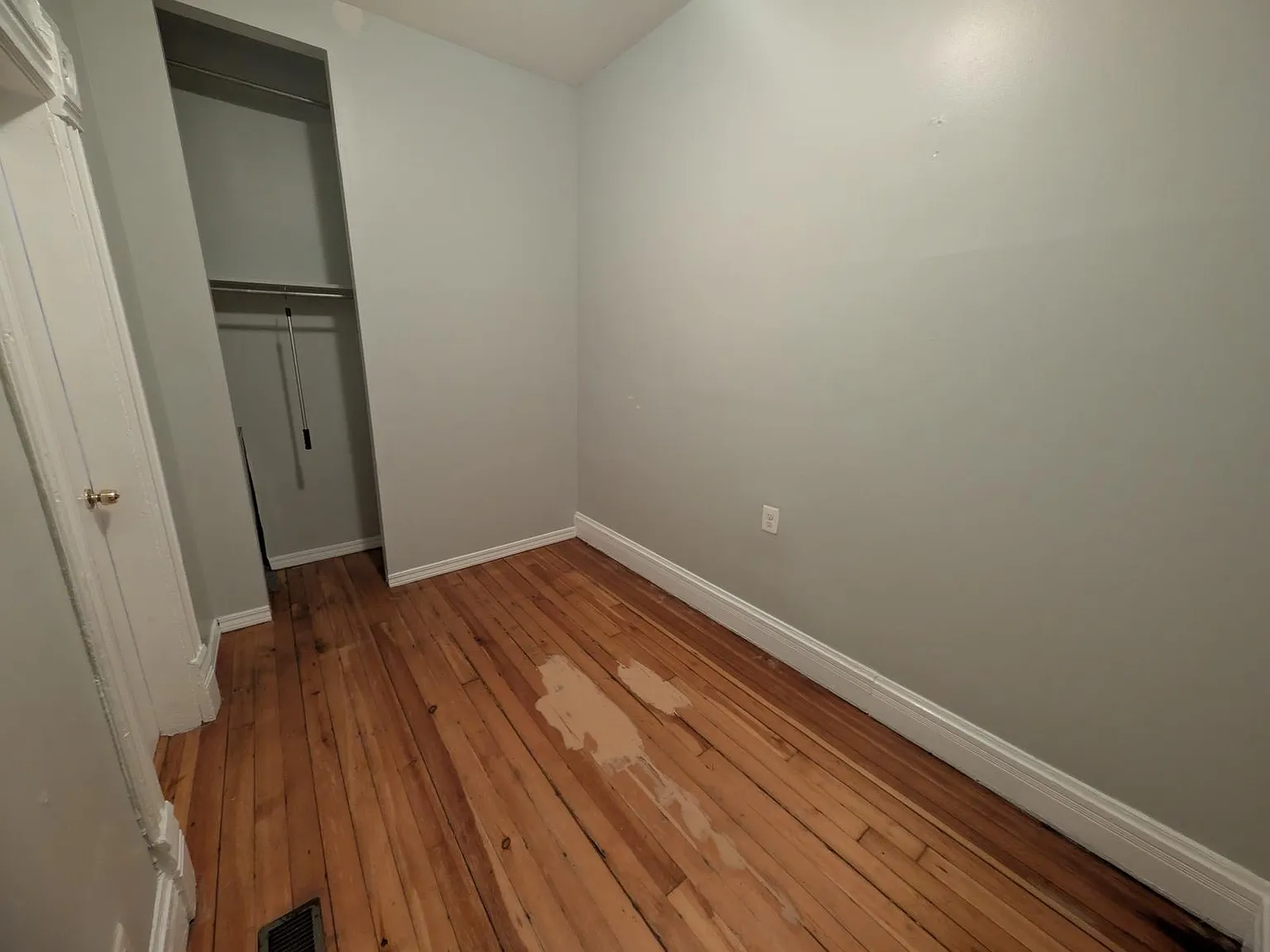 2 bed, 600 sqft, $2,275 — Photo 4