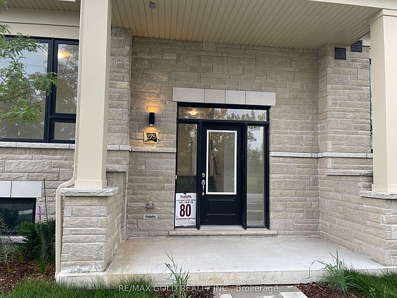 5th image of 275 Lindsay St N