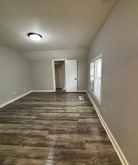 460 Locust St #4 — Photo 4