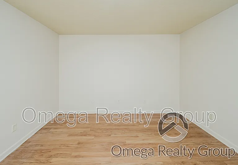 1801 Carson Rd #1 — Photo 16