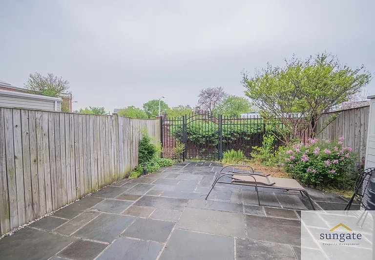 104 N Dallas St — Photo 35