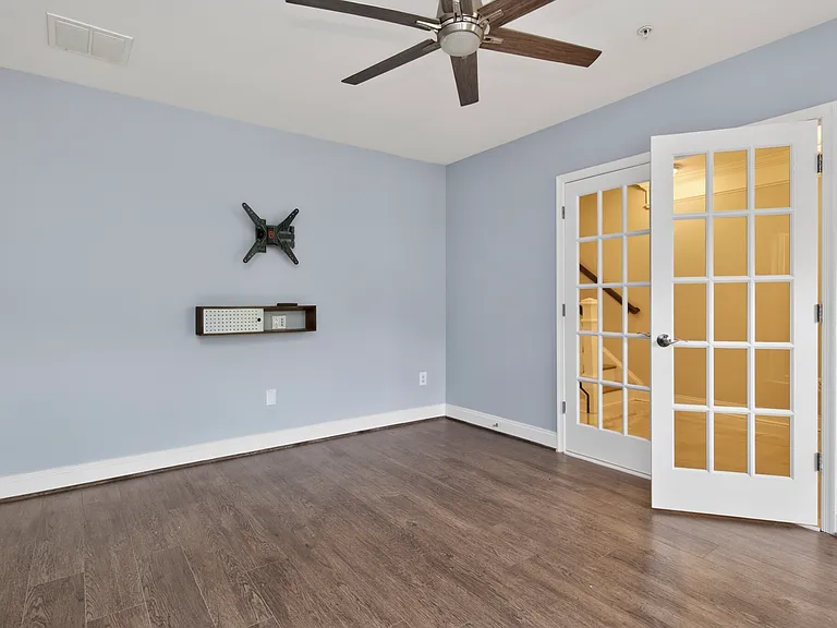 89 Southgate Ave — Photo 30