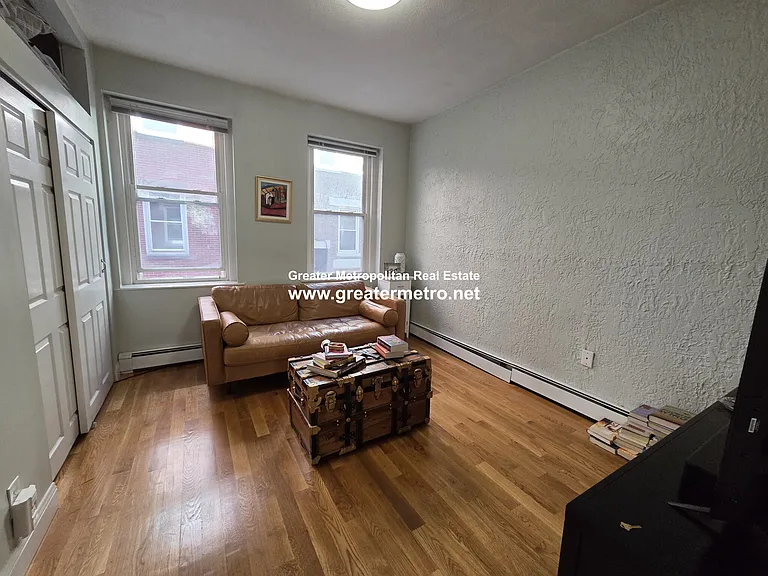 1 Unity St #2R — Photo 6