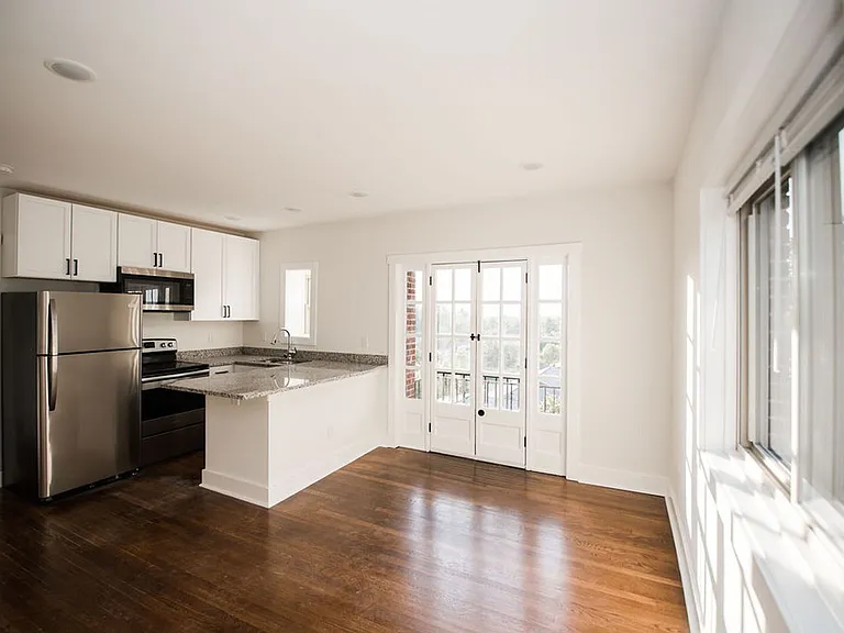 Renovated Units in Ft Mitchell — Photo 5