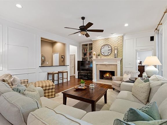 5th image of 4324 Creekmeadow Dr