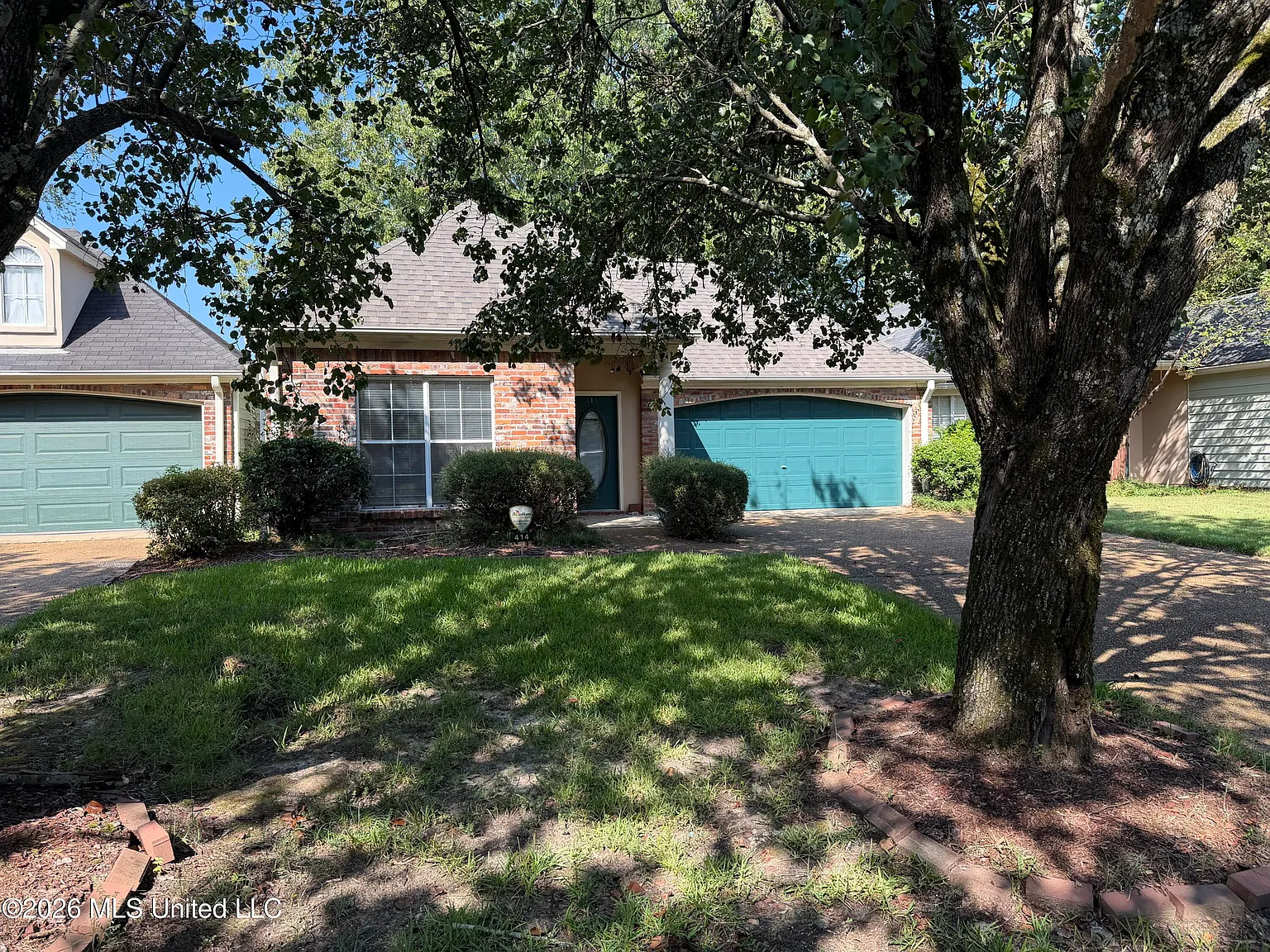 3 bed, 2.0 bath, 1529 sqft, $2,500 — Photo 2