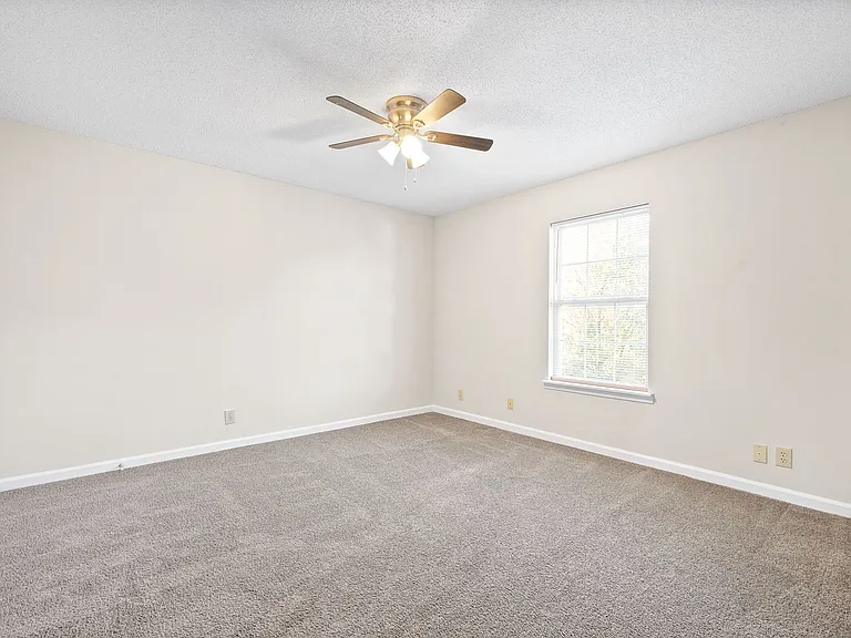 Raleigh Ct - 2303 — Photo 16