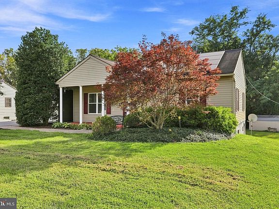 3rd image of 16387 Spielman Rd