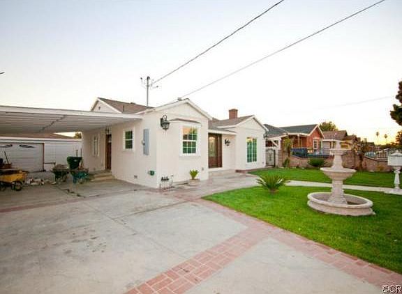 3rd image of 3126 W 109th St
