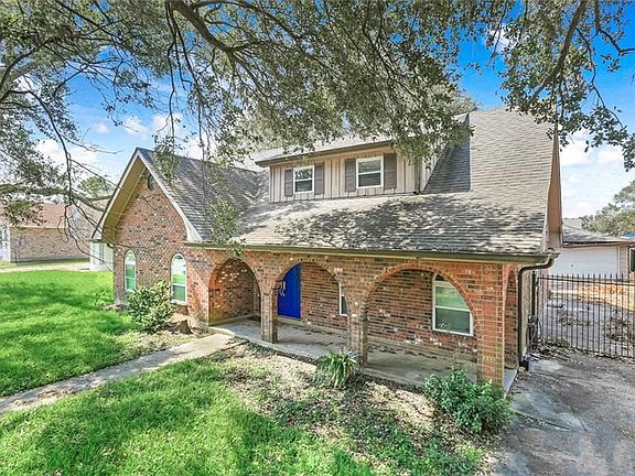 2nd image of 7060 Lake Willow Dr