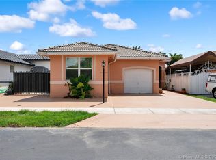 16128 SW 68th Ter, Miami, FL 33193