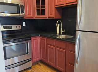 218 Madison St APT 2RS, Hoboken, NJ 07030