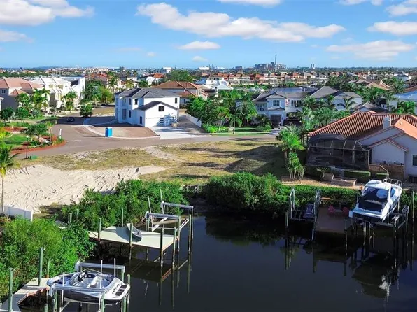 962 Symphony Isles Blvd #48, Apollo Beach, FL 33572