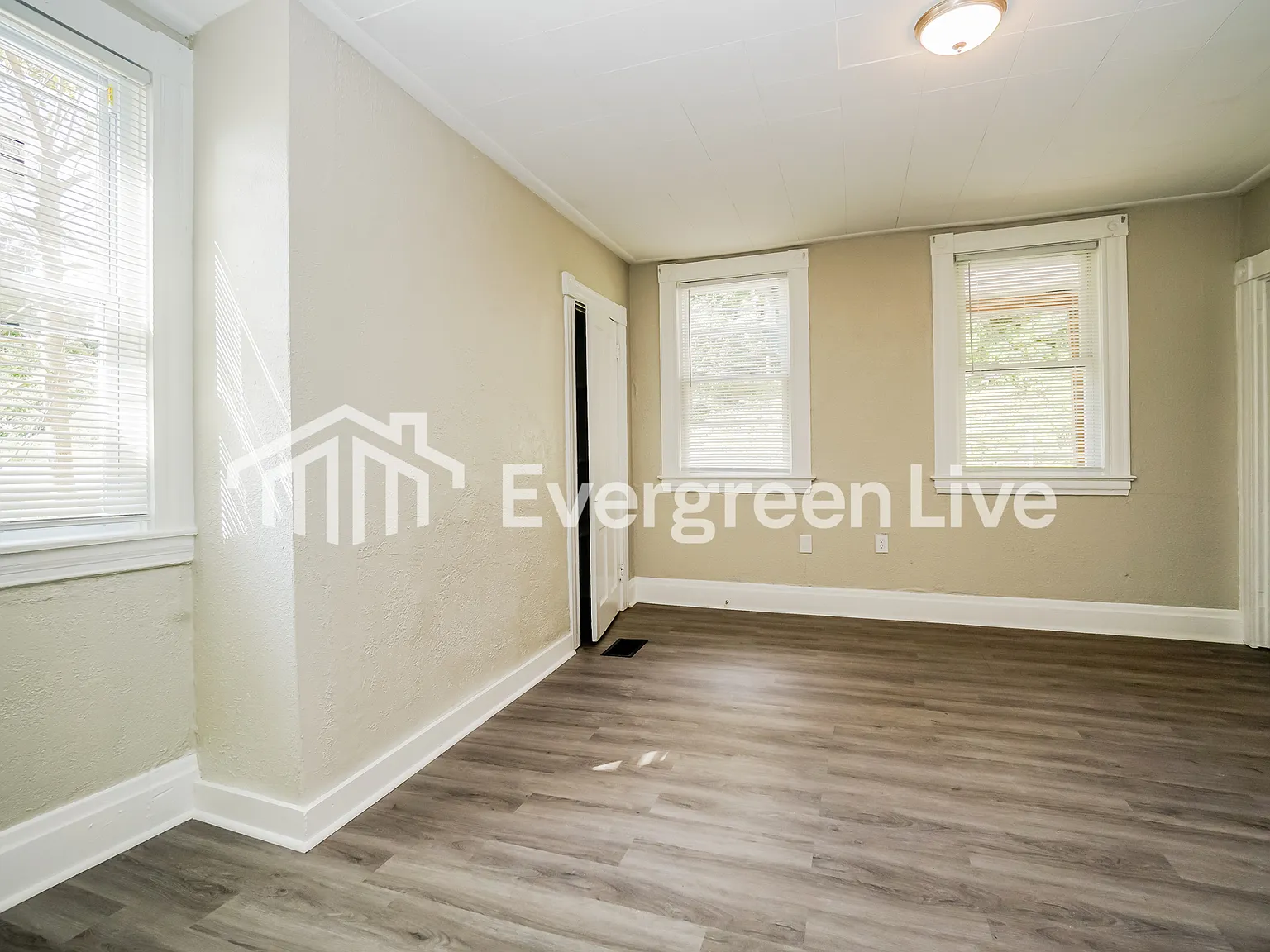 2 bed, 1.0 bath, 1786 sqft, $1,495 — Photo 3