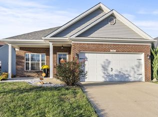 121 Snaffle Trl, Georgetown, KY 40324