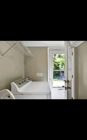 1333 French Rd — Photo 12