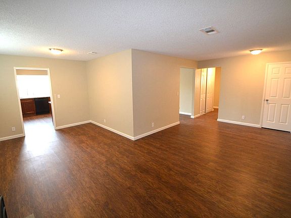 3rd image of 1399 Sanderling Dr