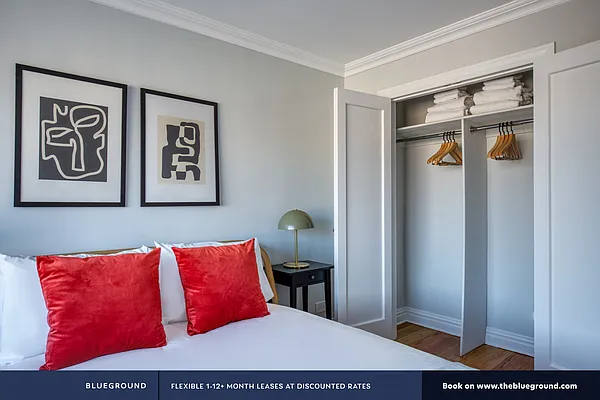 Rented by The Blueground | media 54