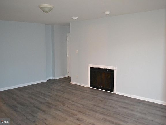 3rd image of 128 Duvall Ln #175-103