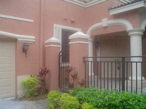 1st image of 2839 Kinsington Cir