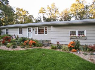 64 Hunters Run, Pittsford, NY 14534