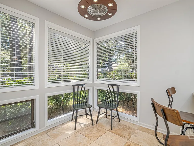 28 Dame Kathryn Dr — Photo 8