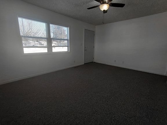 5th image of 2801 Elk St