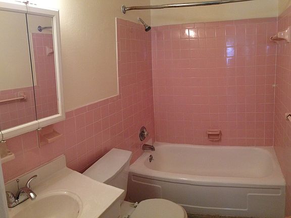 5th image of 2817 W Horatio St APT 3