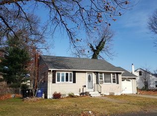 125 Fairfax Dr, Cinnaminson, NJ 08077