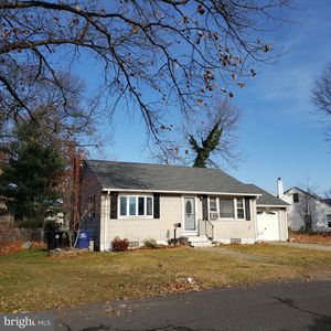 125 Fairfax Dr, Cinnaminson, NJ, 08077