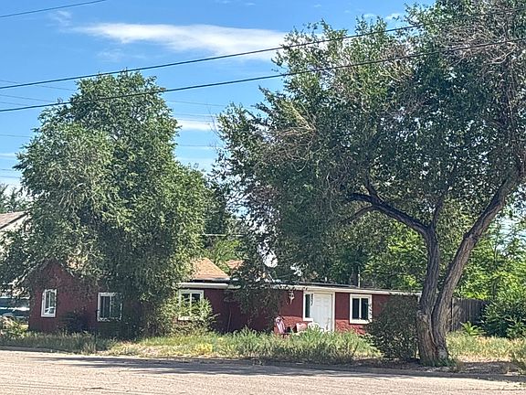 3rd image of 801 E 12th St