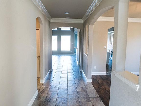 4th image of 19118 Egret Glen Ct