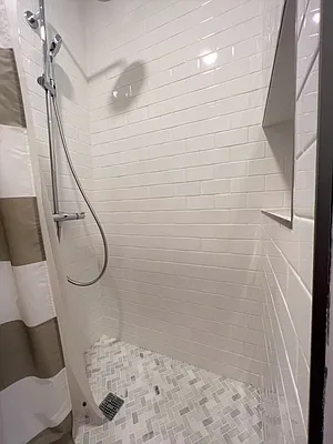 Rented by Oxford Property Group | media 25