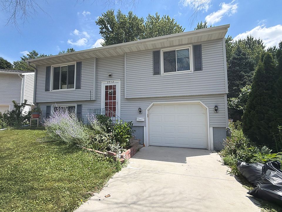 1st image of 2512 Carla Ln NW