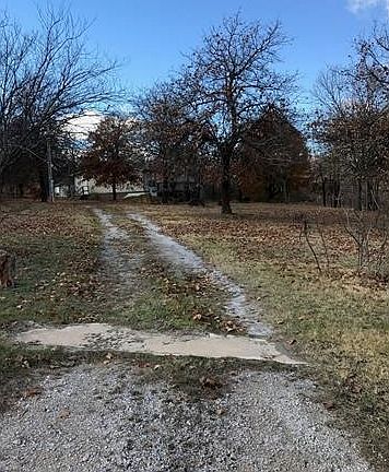 Gravel Drive Way