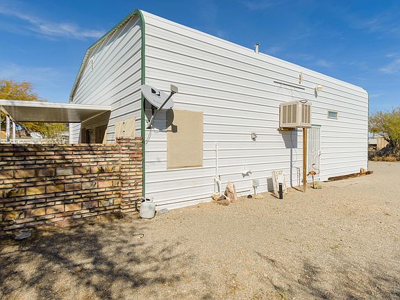 4th image of 49694 Felspar Ave