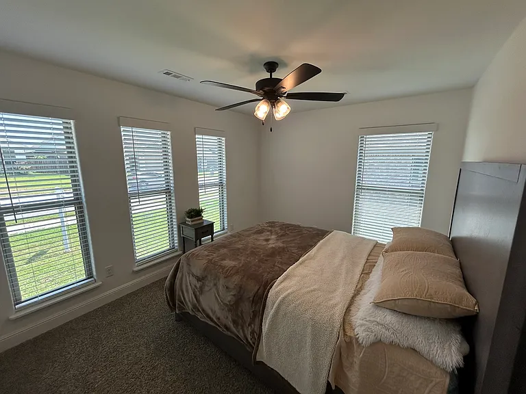 2040 Periwinkle Pl — Photo 10