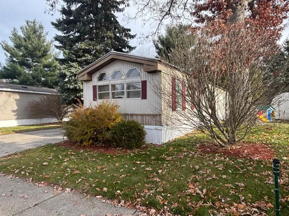 11510 Boyne Blvd, Allendale, MI 49401