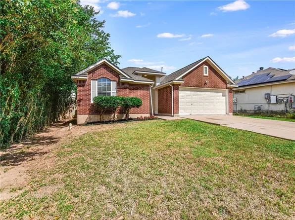 7220 Black Panda Trl, Del Valle, TX 78617