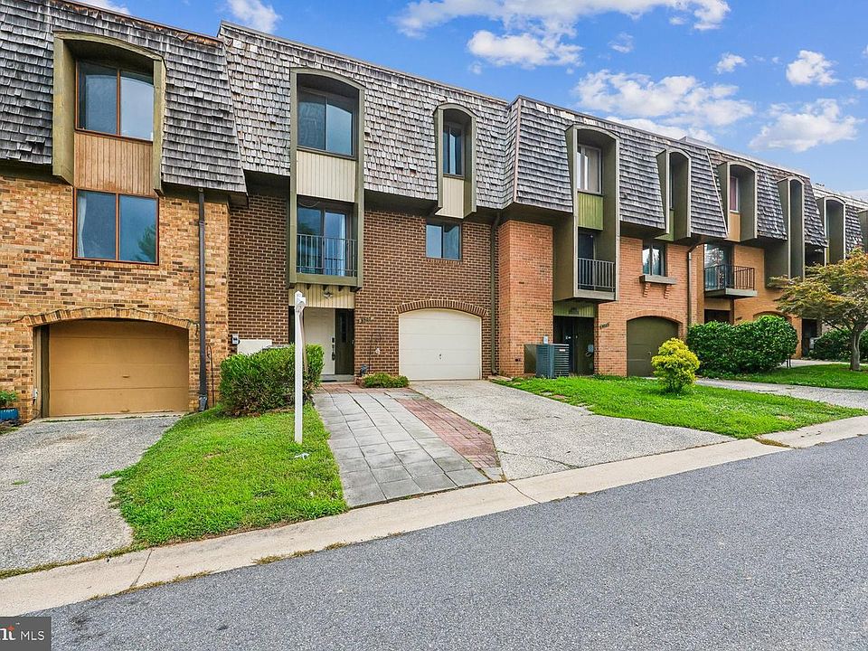 1st image of 9507 Fern Hollow Way