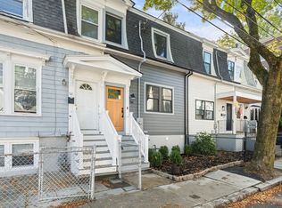 54 Oak St #54, Somerville, MA 02143