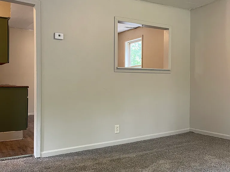 1017 Sherman Ave — Photo 11