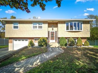 60 Jackson Dr, Stony Pt, NY 10980