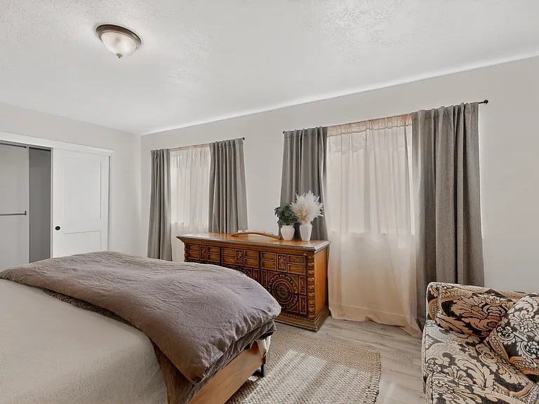 11 Woods End Rd — Photo 15